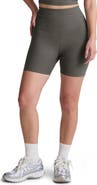 Beyond Yoga Keep Pace Space Dye Bike Shorts