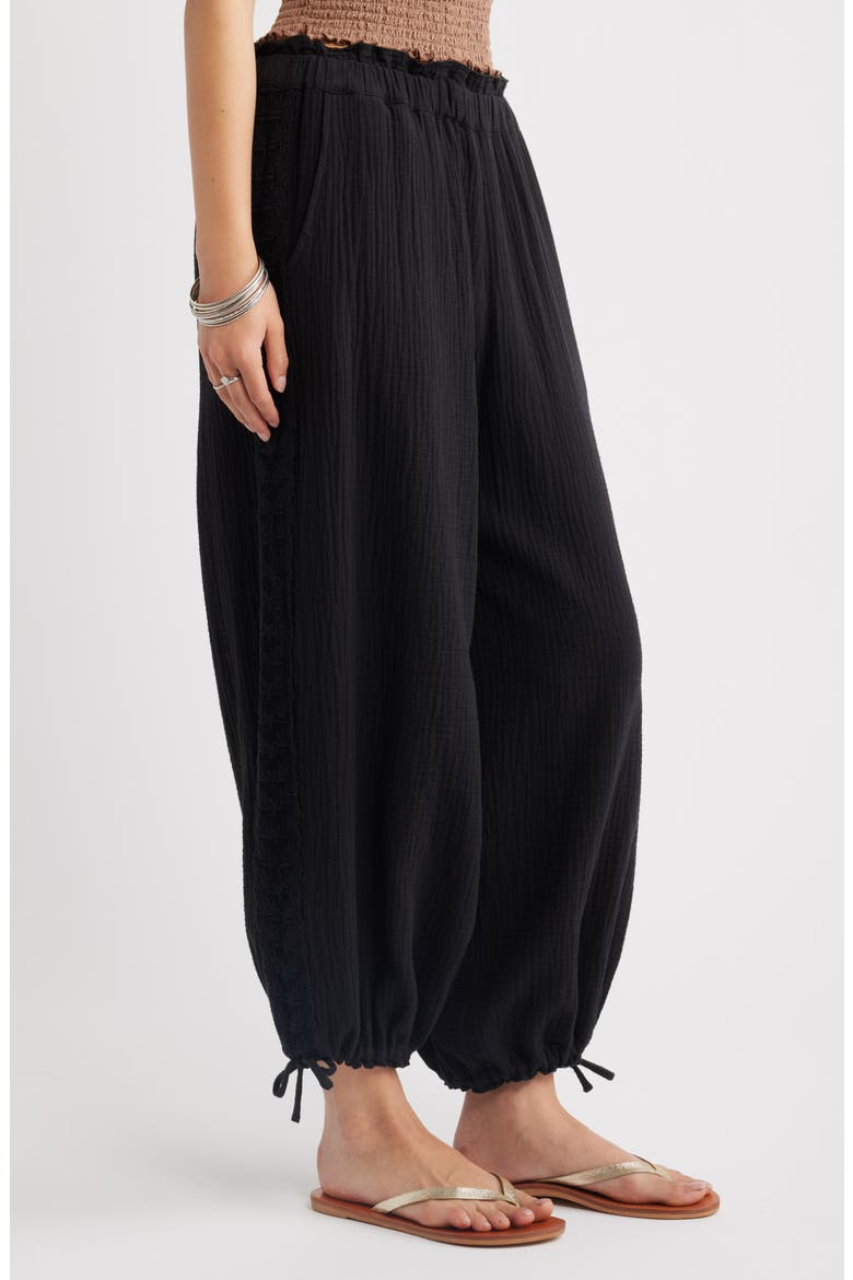 Cotton Gauze Bloomer Pants, Alternate, color, BLACK