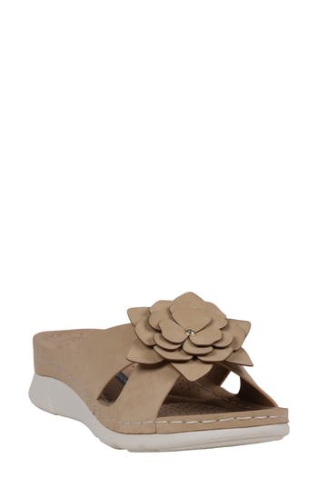 Gc Shoes Claire Comfort Slide Sandal In Tan