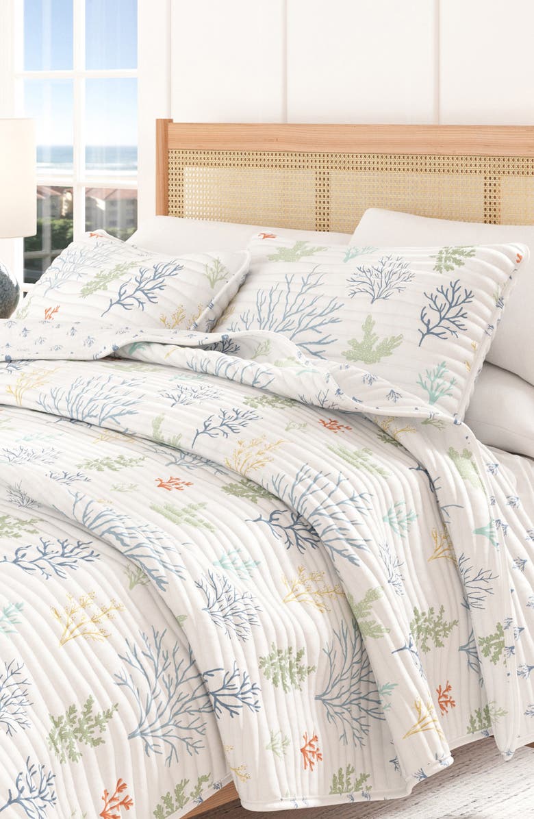 Woven & Weft Colorful Coral Quilt Set, Alternate, color, Pastel Coral