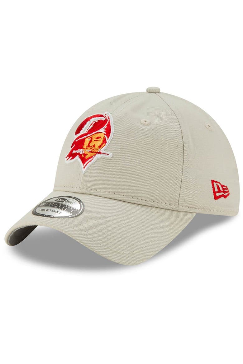 Men's New Era Khaki Tampa Bay Buccaneers Historic Playmaker 9TWENTY Adjustable Hat, Main, color, Khaki