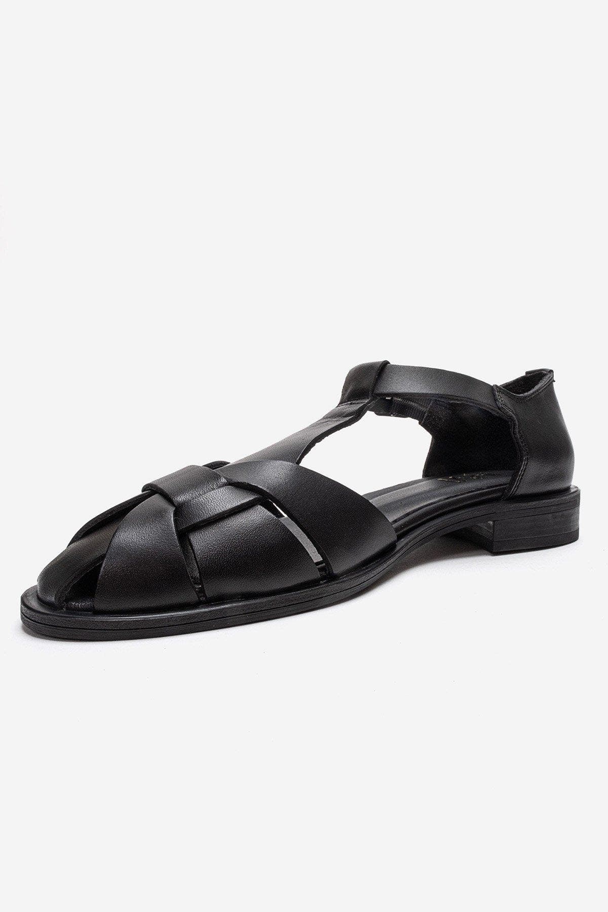 Forever & Always Shoes Dexara Leather Sandal, Alternate, color, Black