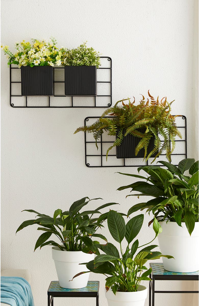 Glitzhome 20"L Black Metal Vertical 3 Pots Wall Hanging Planter Stands, Alternate, color, Black