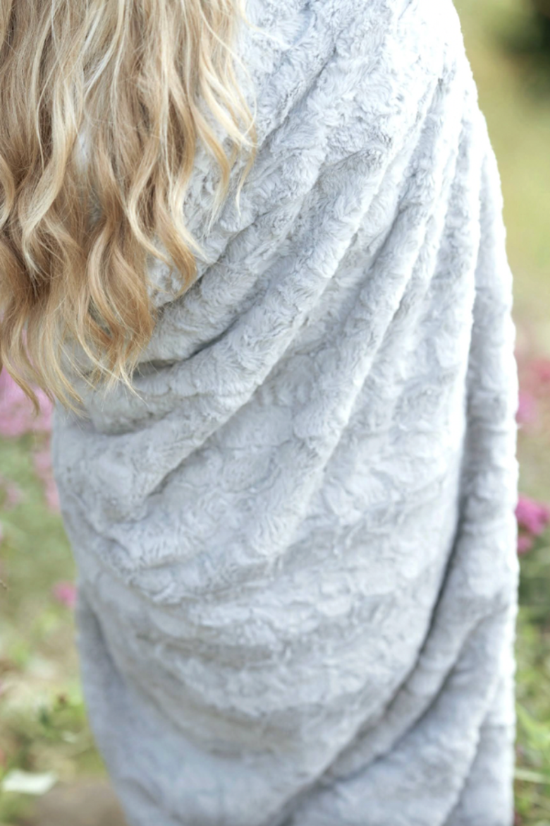 Hollywood, Alternate, color, Silver Mist