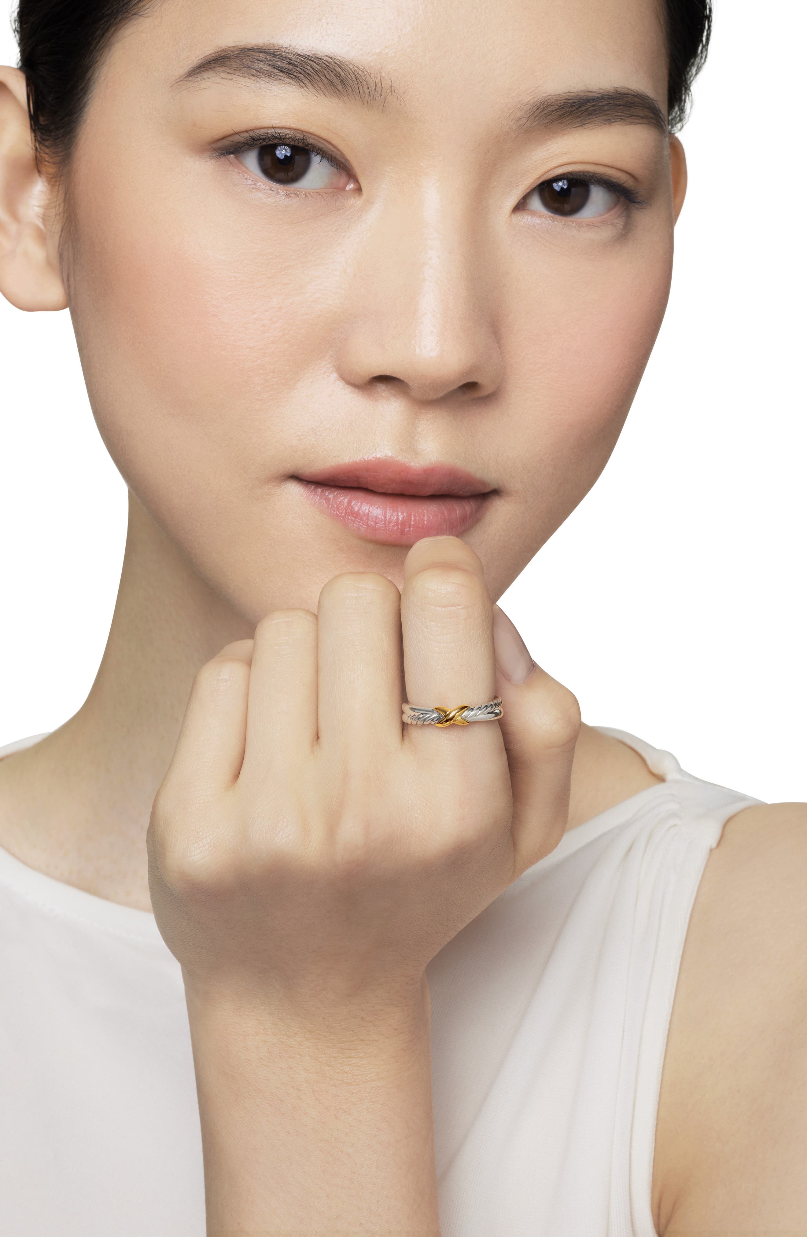 Женские аксессуары David Yurman Petite X Ring in Sterling Silver with 18K Yellow Gold — фото 2