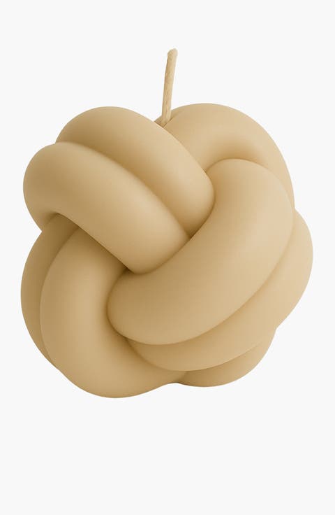 Balloon Knot Candle