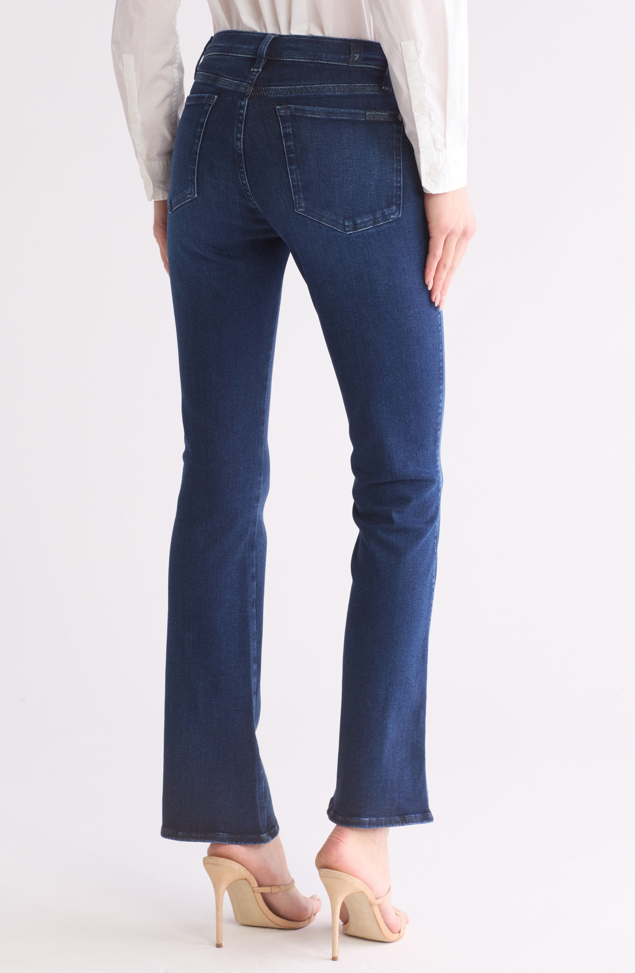 Tailorless Bootcut Jeans - image 2