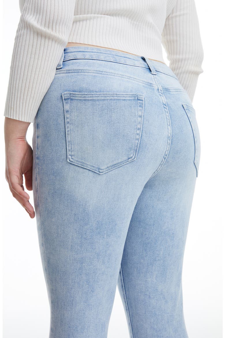 Daisy High Waist Raw Edge Crop Straight Leg Jeans, Alternate, color, LIGHT BLUE