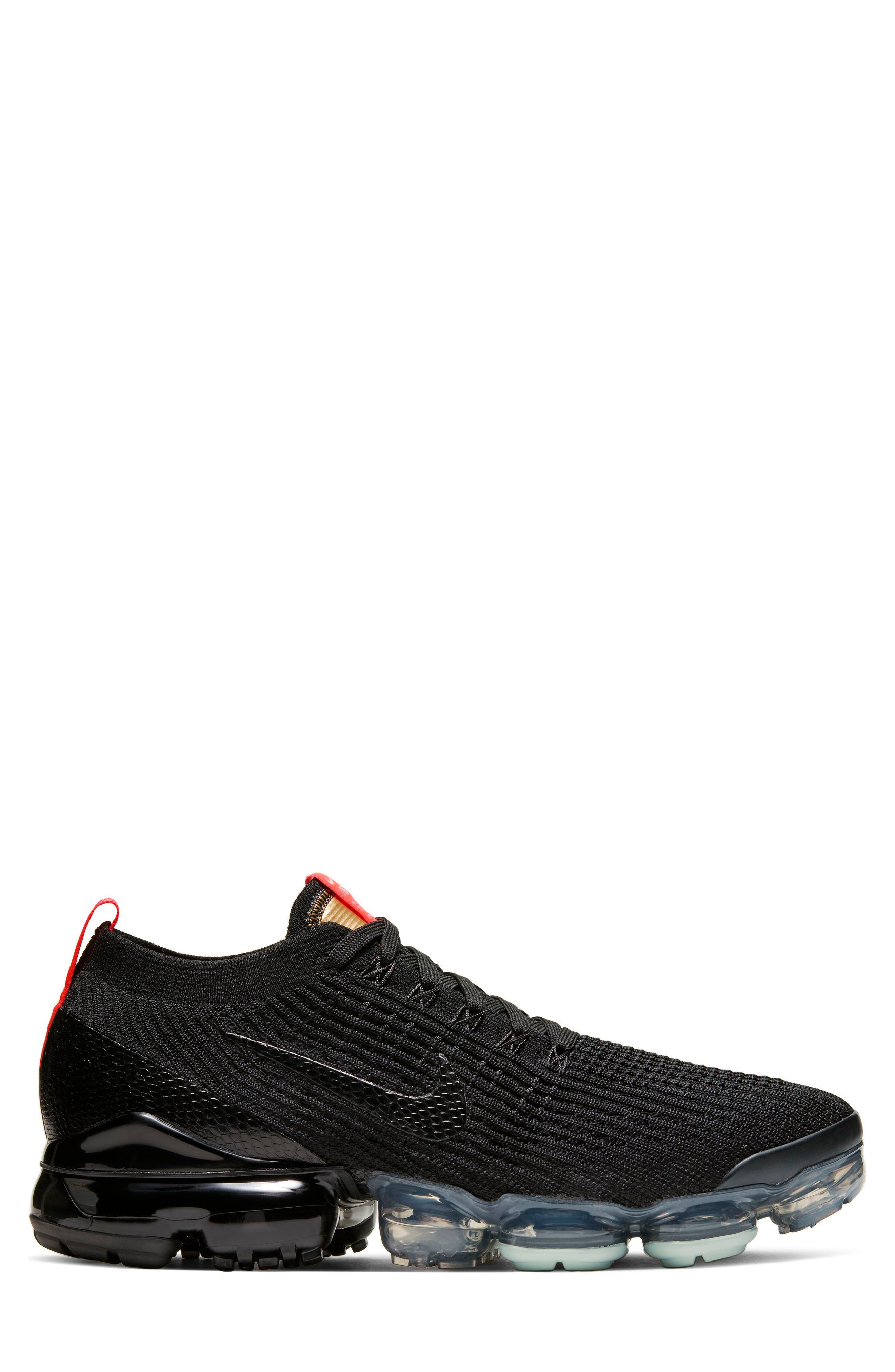 Air VaporMax Flyknit 3 Running Shoe, Alternate, color, BLACK/ IGLOO/ FLASH CRIMSON