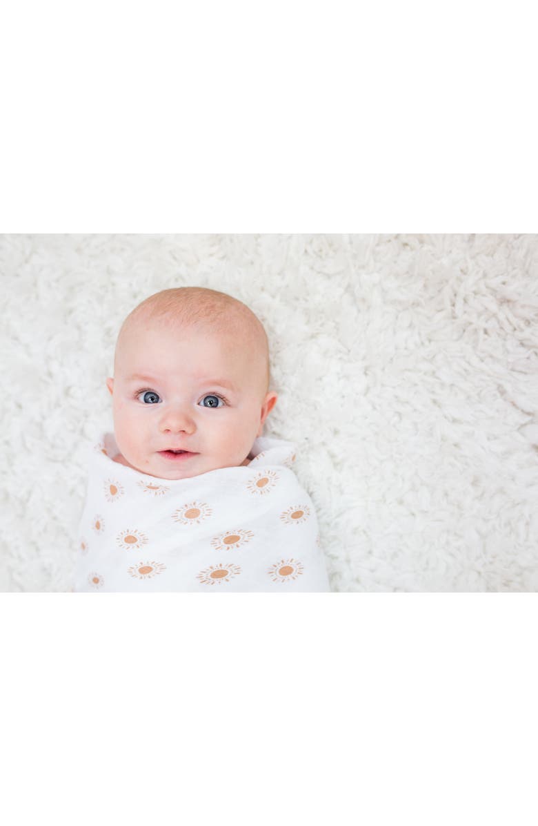 Lulujo Cotton Muslin Swaddle, Alternate, color, Suns