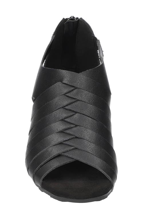 Easy Street Vanni Sandal In Black