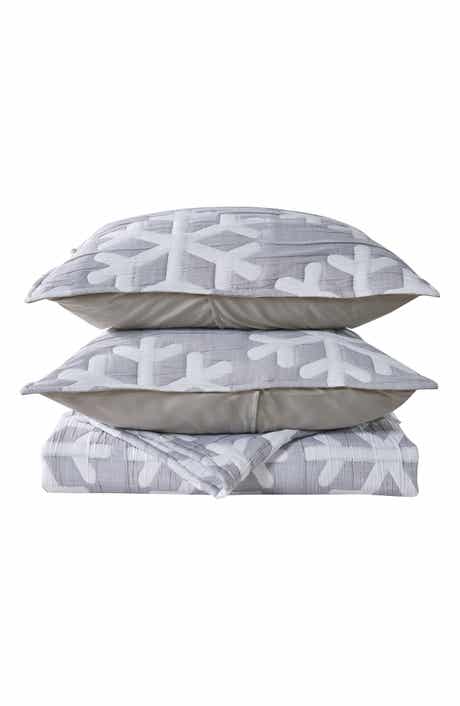 Woven & Weft Matelass Snowflake Quilt Set