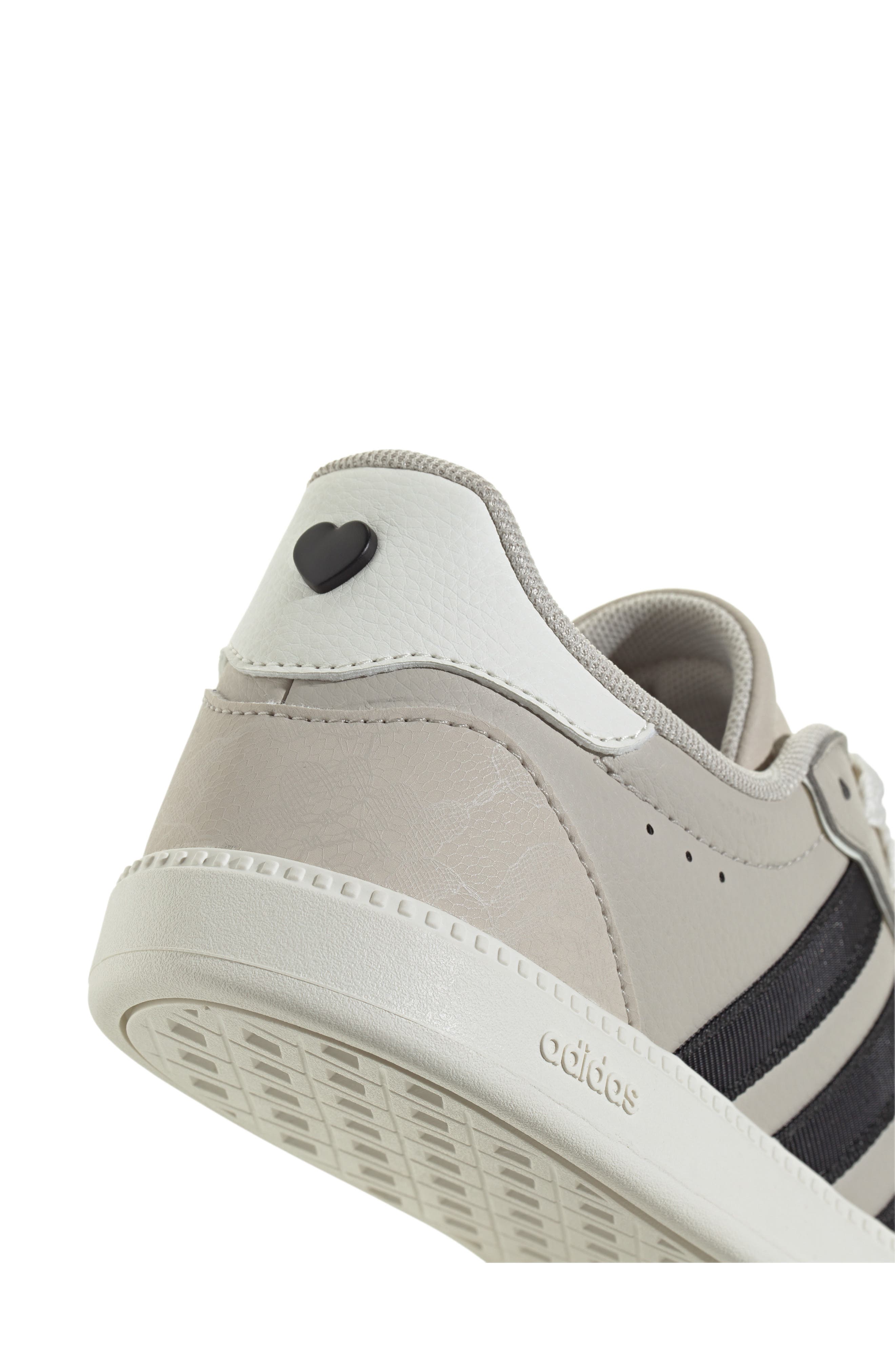 Breaknet Sleek Sneaker