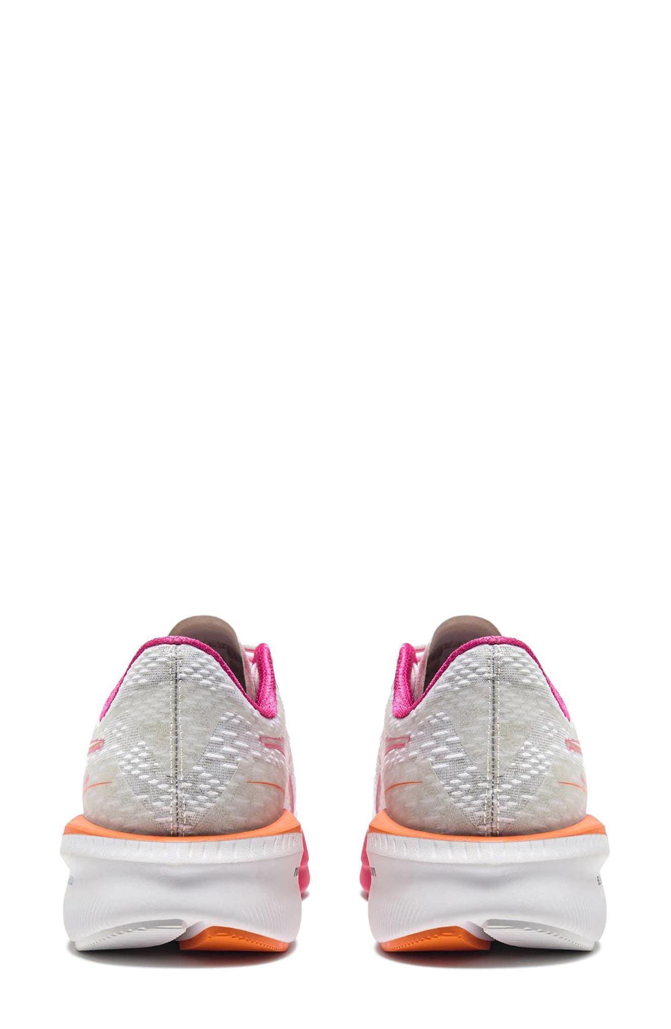 Mythos Blushield Volo 5 Sneaker - image 4