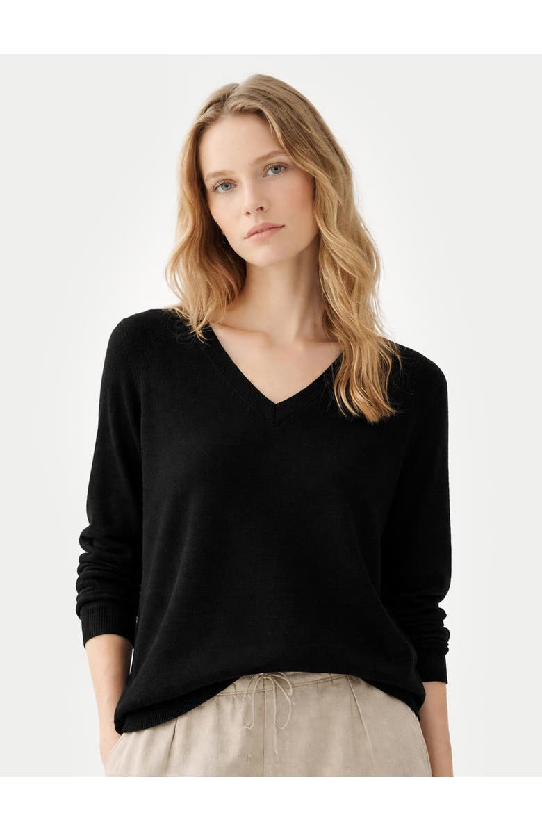 Gobi Cashmere Timeless Cashmere V-Neck Sweater, Main, color, Black