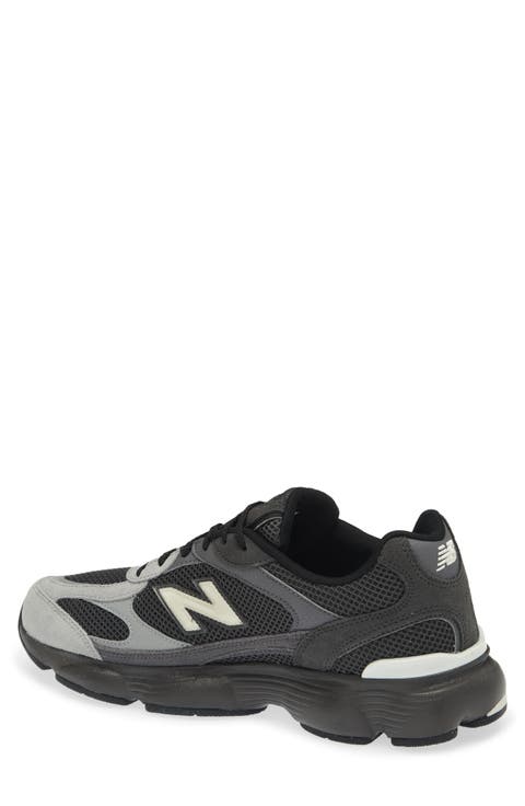 603 Sneaker