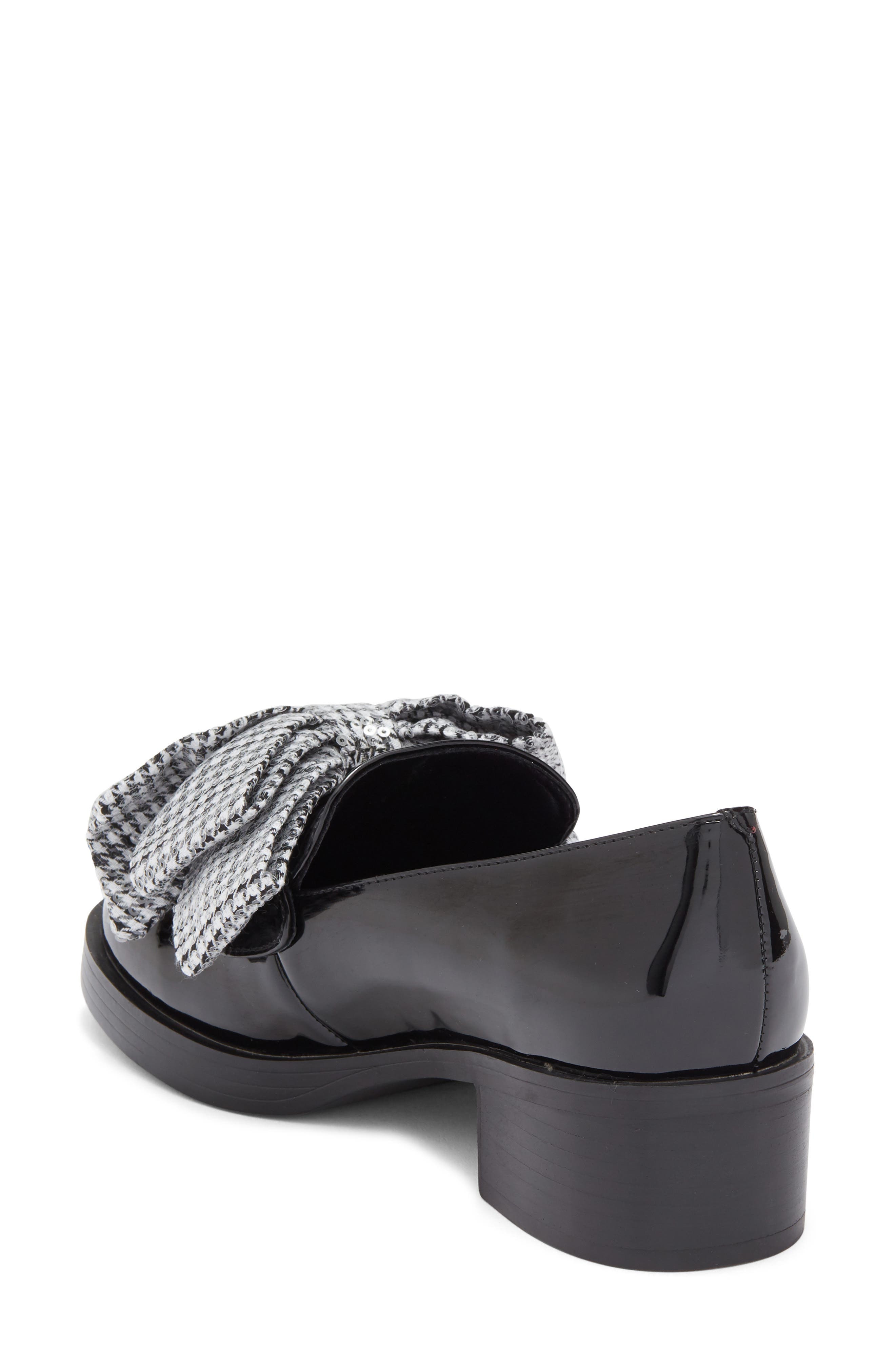 KARL LAGERFELD PARIS Camilia Bow Loafer, Alternate, color, Black/ White