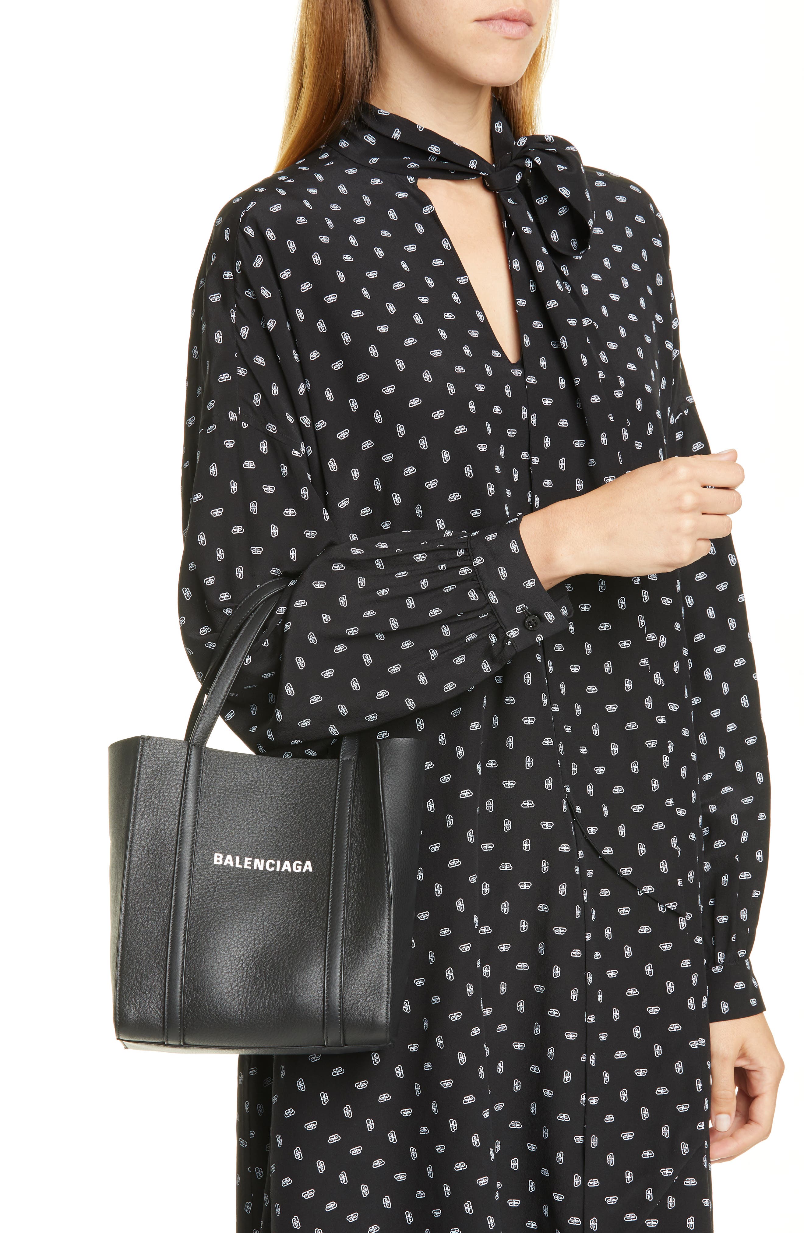 Balenciaga Extra Small Everyday Logo Leather Tote, Alternate, color, 