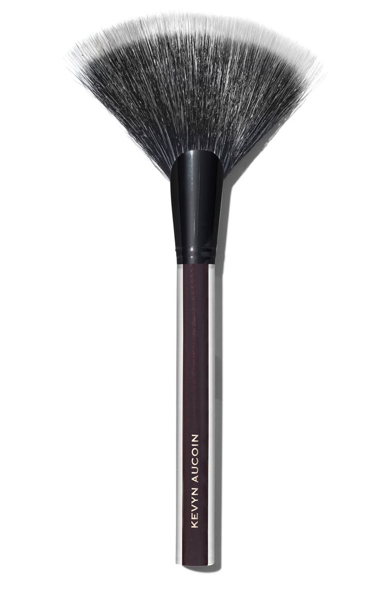Kevyn Aucoin Beauty SPACE.NK.apothecary Kevyn Aucoin Beauty The Large Fan Brush, Main, color, 