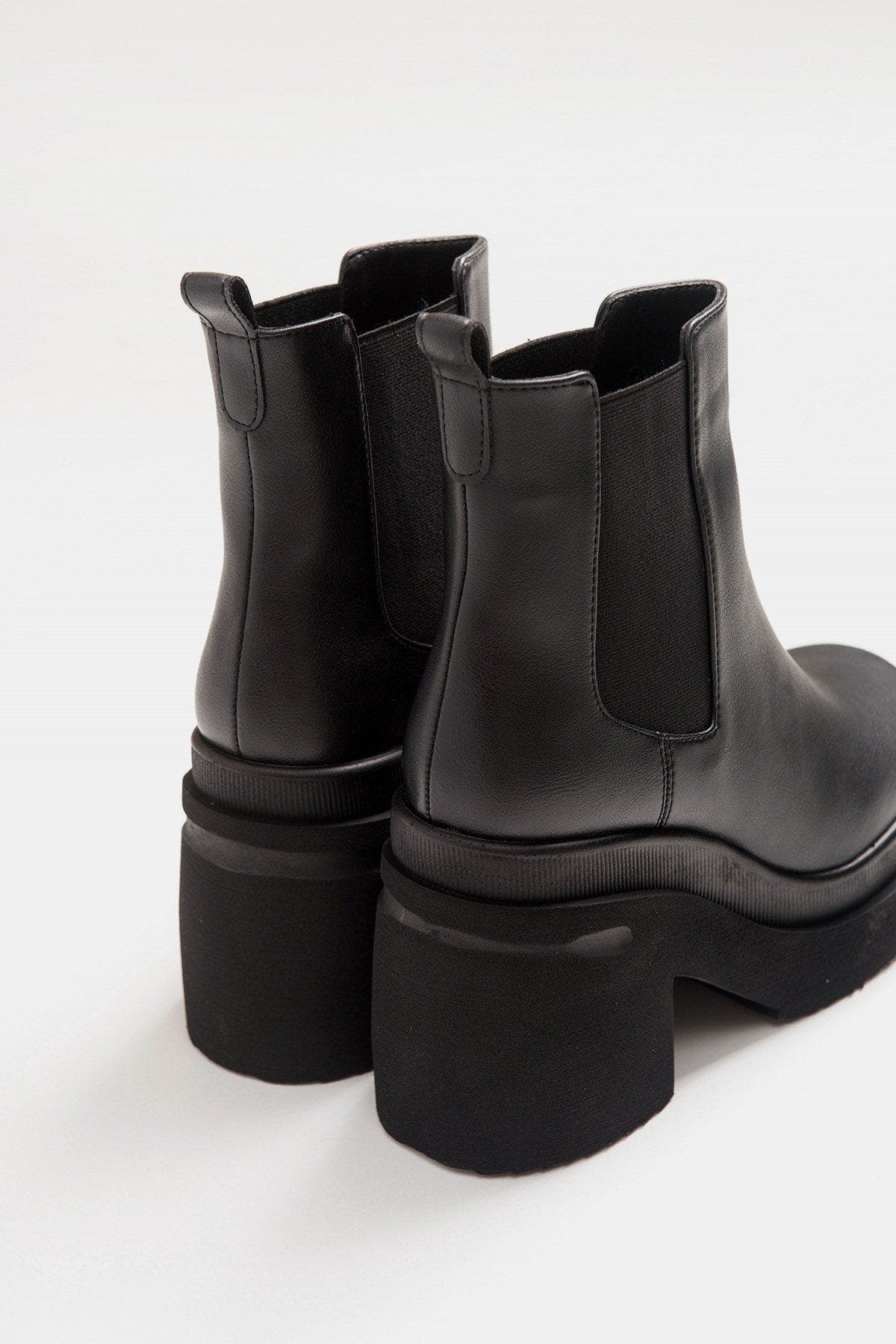 Prologue Shoes Antwerp Chelsea Boot, Alternate, color, Black Faux Leather