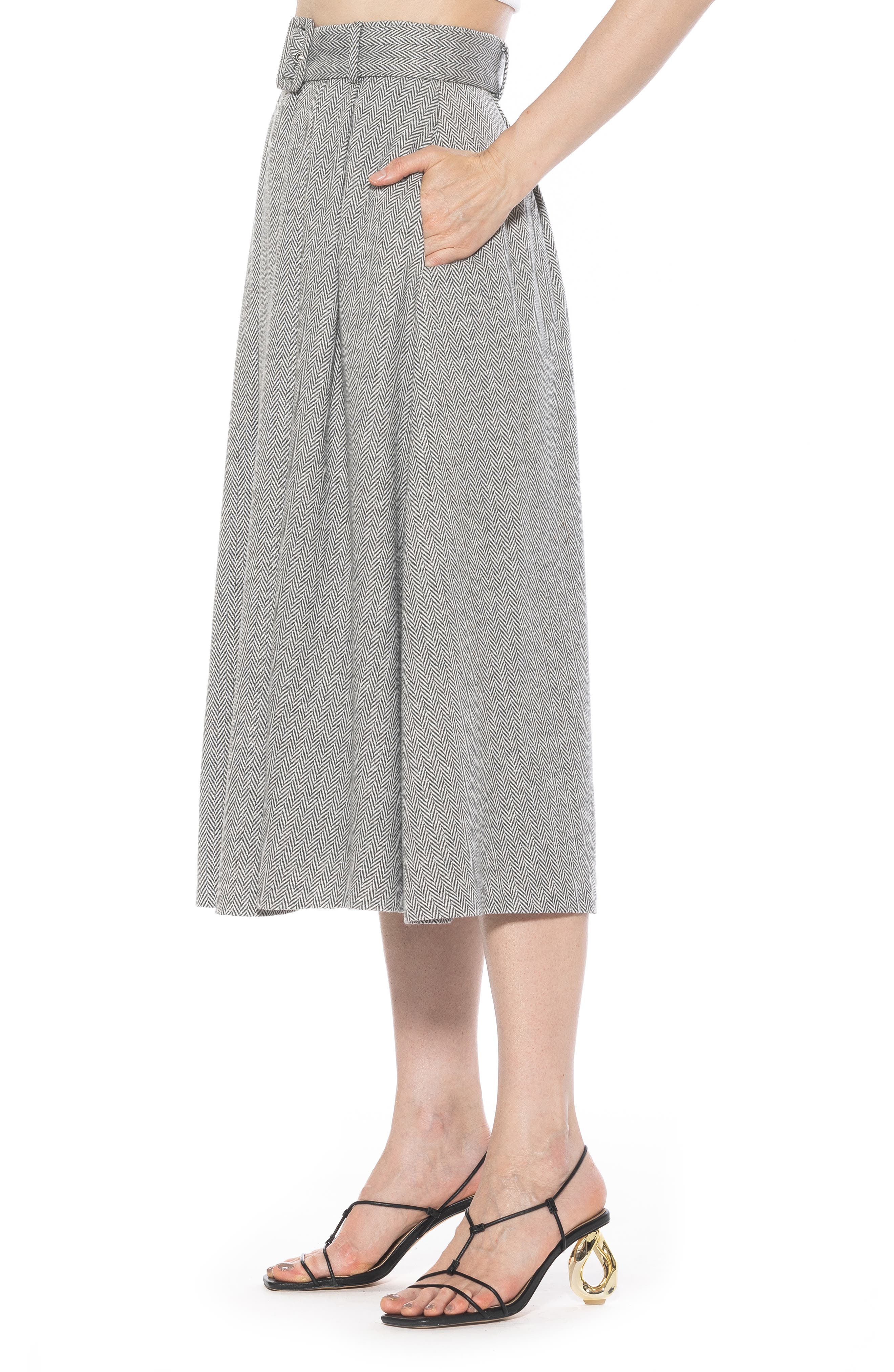 butter yellow maxi dress RAINEY Talia Black Linen Midi Style:3 Config: Master