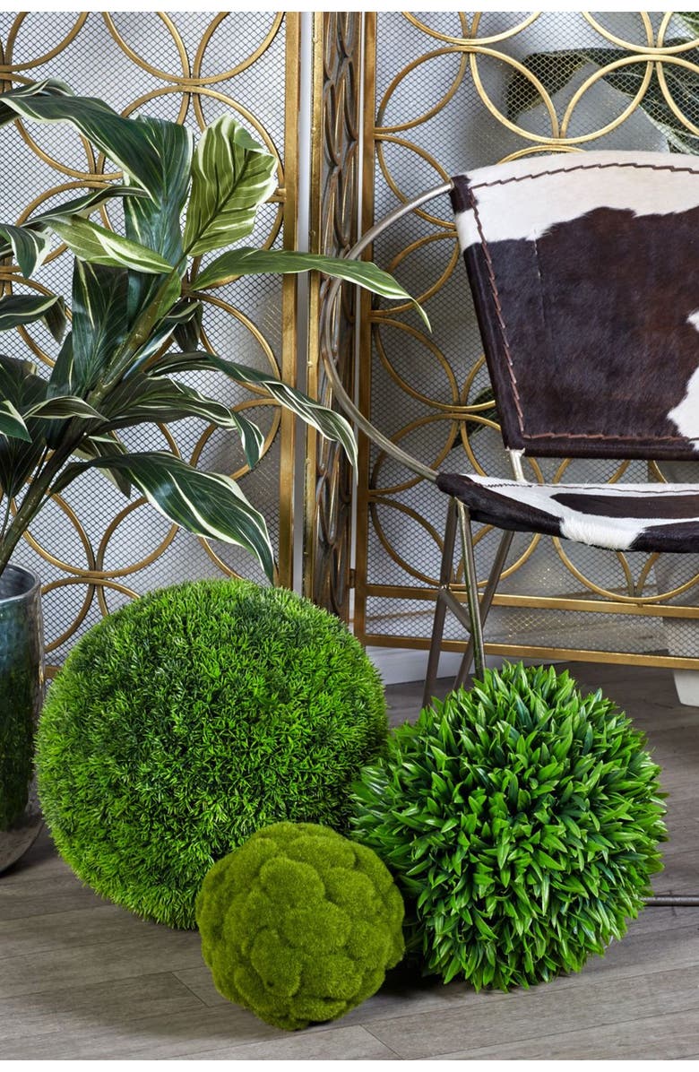 WILLOW ROW Green Faux Foliage Boxwood Topiary Artificial Foliage Ball, Alternate, color, Green