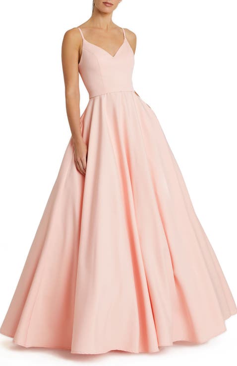 【Mac Duggal】ピンクのオフショルダーサテントランペットガウン ピンクビーズオフショルダーサテントランペットガウン | Mac Duggal