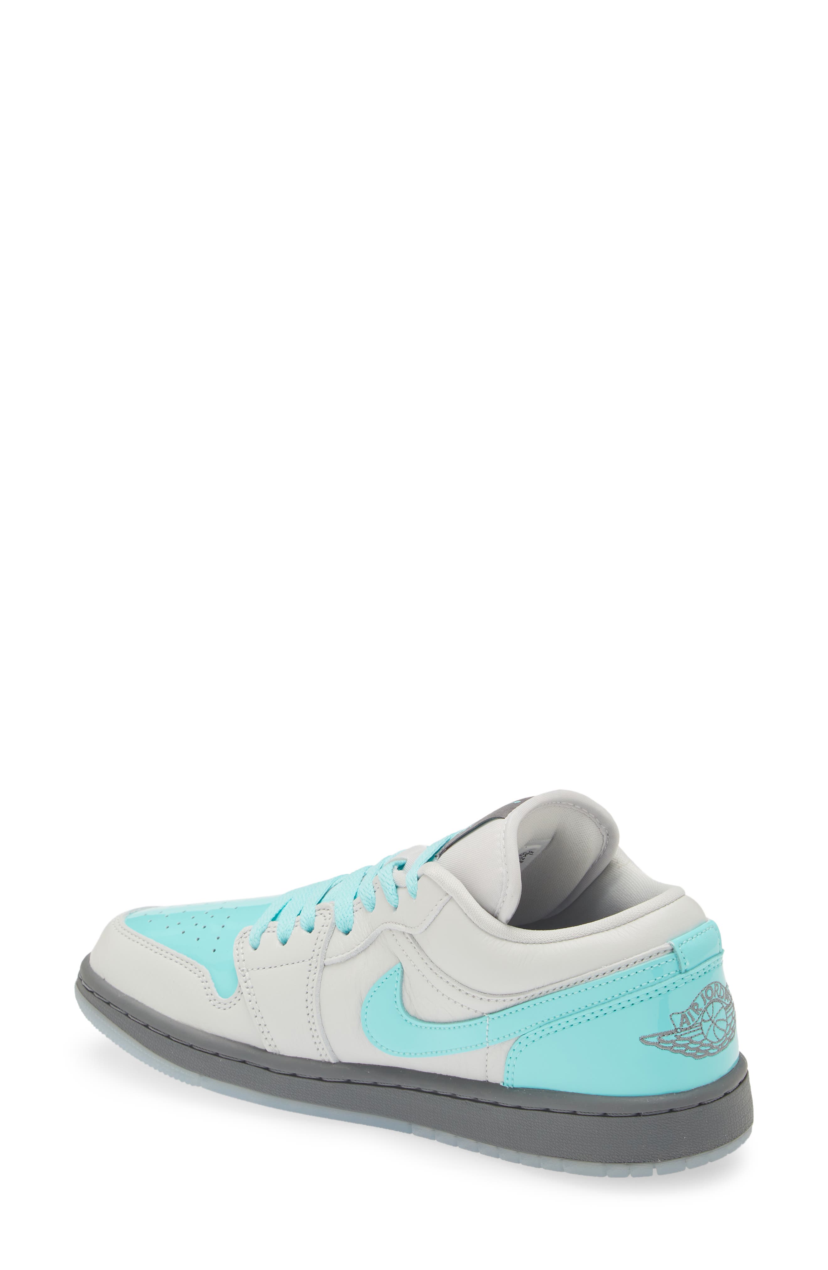 Jordan Air Jordan 1 Low SE Basketball Sneaker, Alternate, color, 