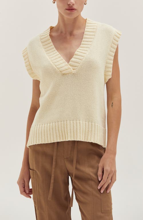 Crescent V-neck Sweater Vest In Neutral