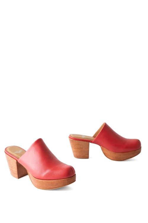 Fortress Ava Clog Mule In Coral