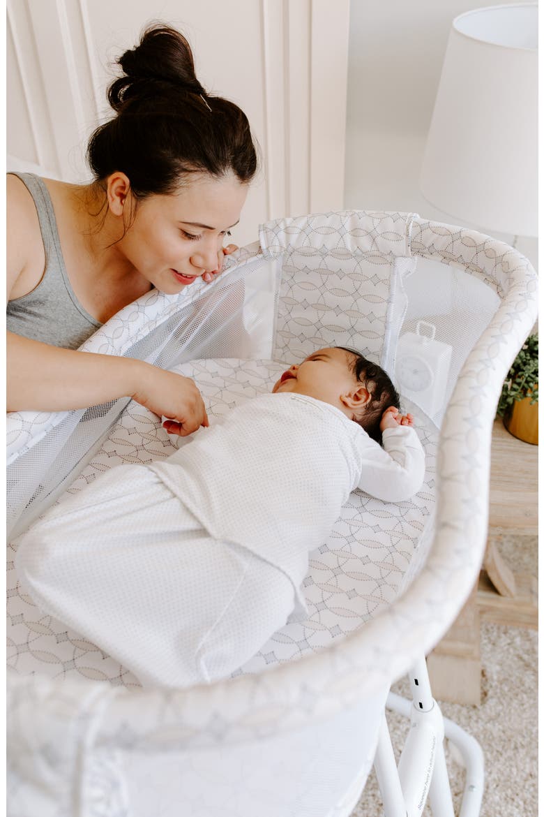 HALO® BassiNest® Glide Sleeper Bassinet, Alternate, color, MOSAIC