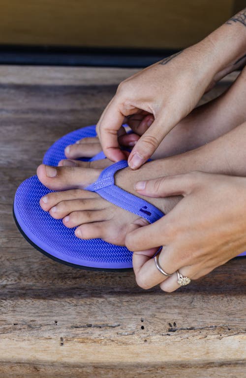 Indosole Responsibly-made Tire Sole Easy Living Flip Flops In Purple