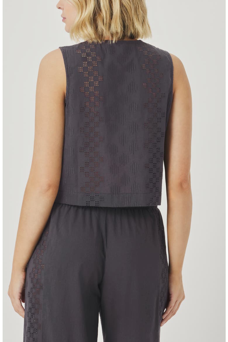 Kenzie Geo Eyelet Crop Tank, Alternate, color, LEAD GREY