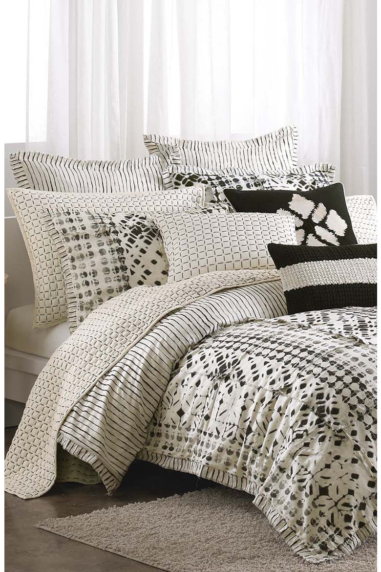 'Pure Imprint' Quilt, Alternate, color, CHARCOAL