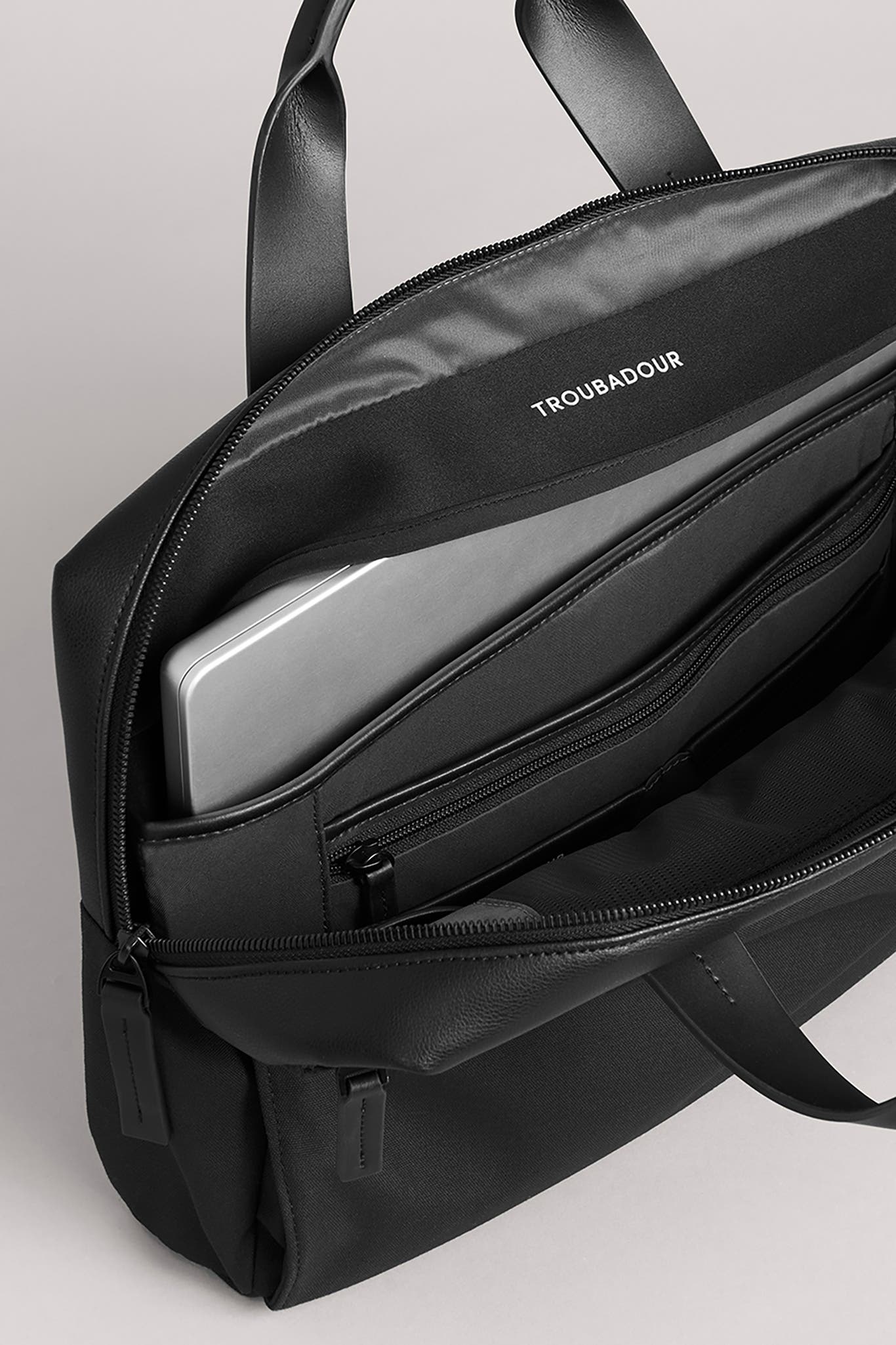 Troubadour Apex Briefcase, Alternate, color, Black