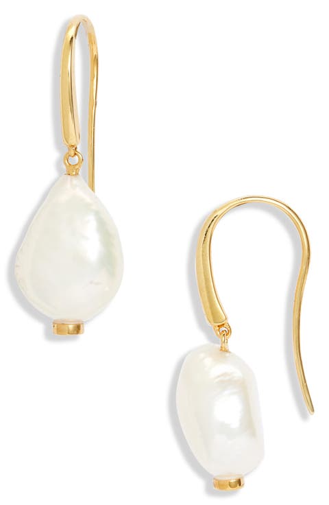Nura Pearl Drop Earrings