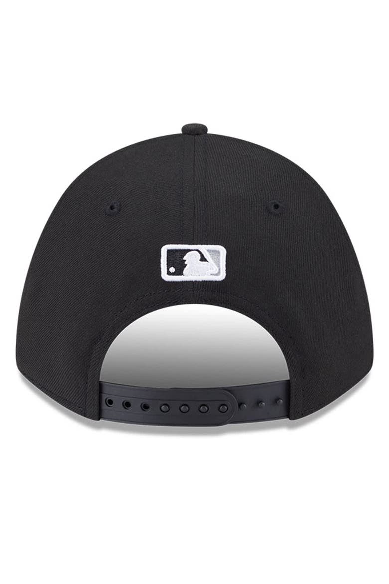 Men's New Era  Black Chicago White Sox Player Replica 9FORTY Adjustable Hat, Alternate, color, Black