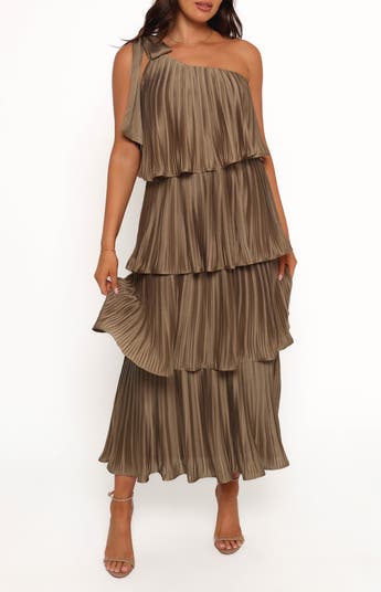 Petal & Pup Mia One-Shoulder Tiered Plissé Midi Dress