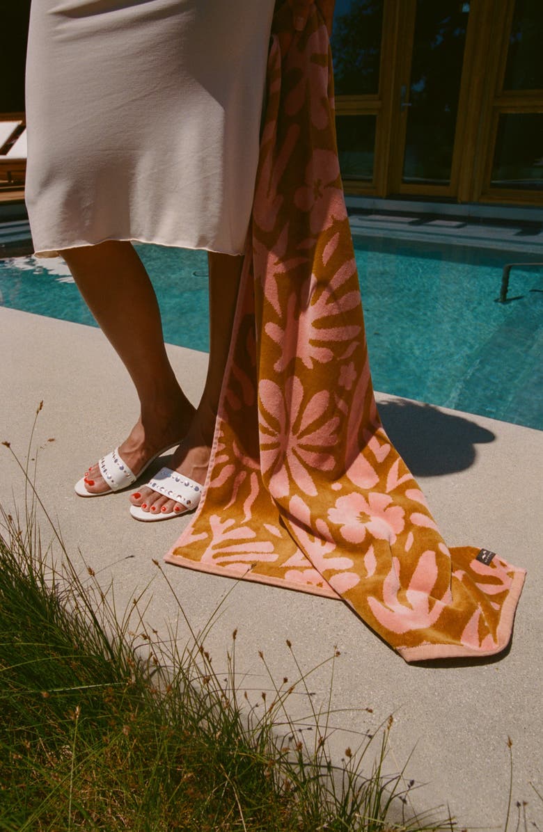 Slowtide Sunny Beach Towel, Alternate, color, Retro