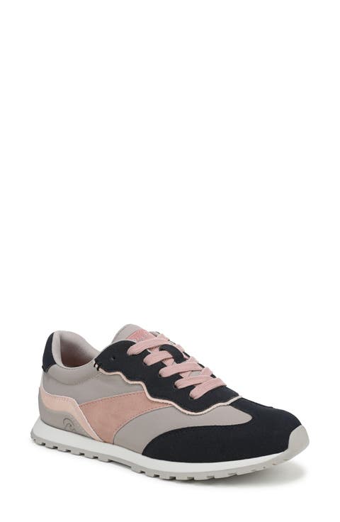 Valley Sneaker (Women)