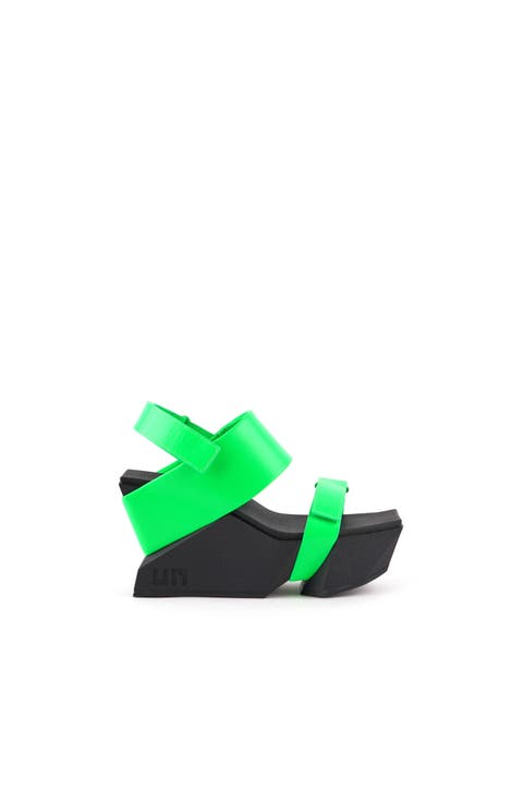 Brutt Sandal