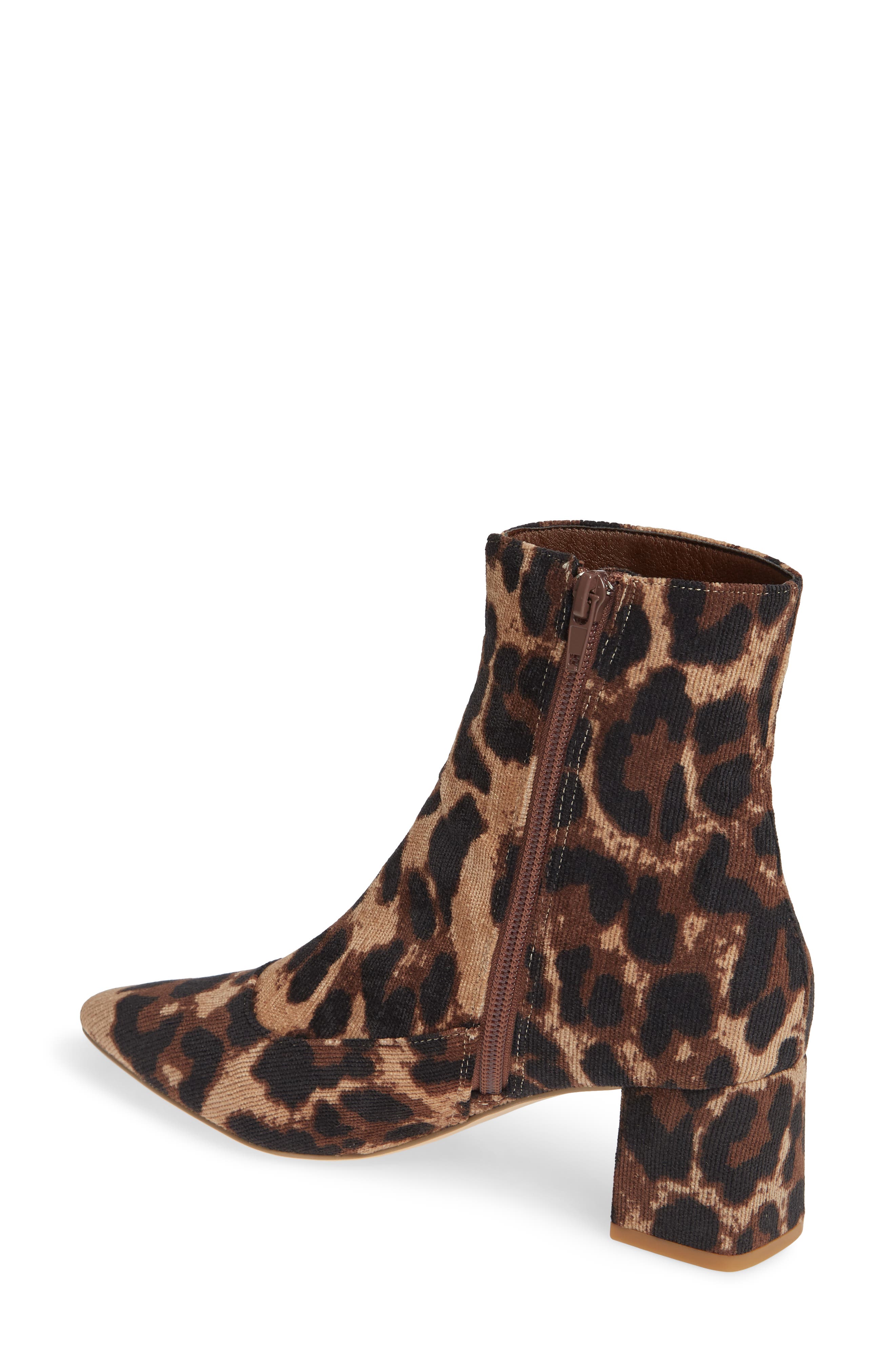 Coconuts by Matisse Block Heel Bootie, Alternate, color, 