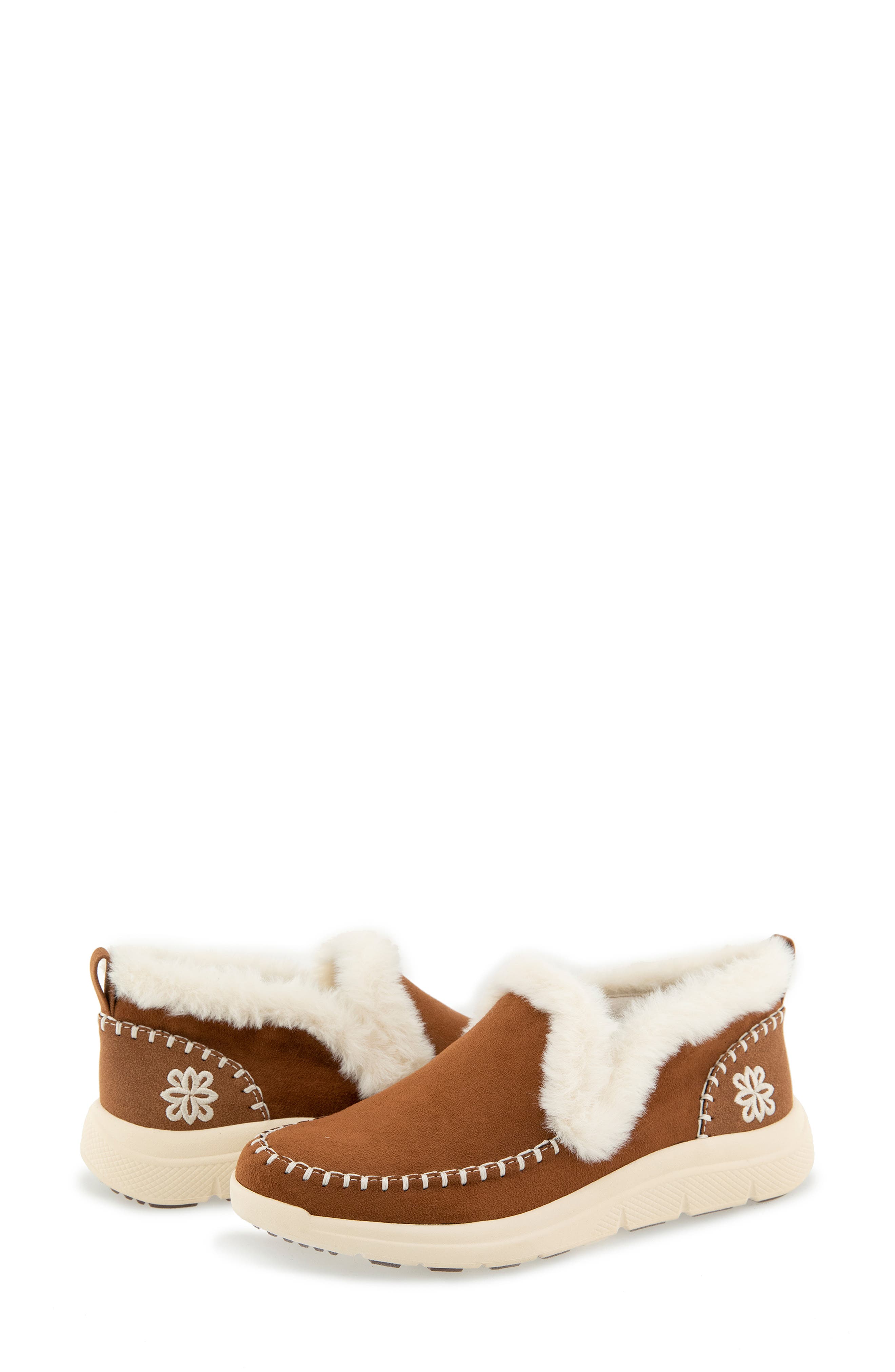 Tilly Moccasin Slipper, Alternate, color, WHISKEY