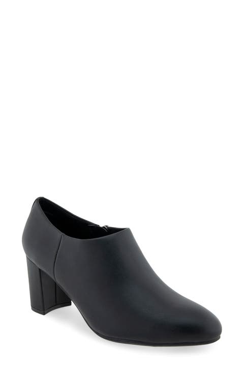 Bree Block Heel Bootie (Women)