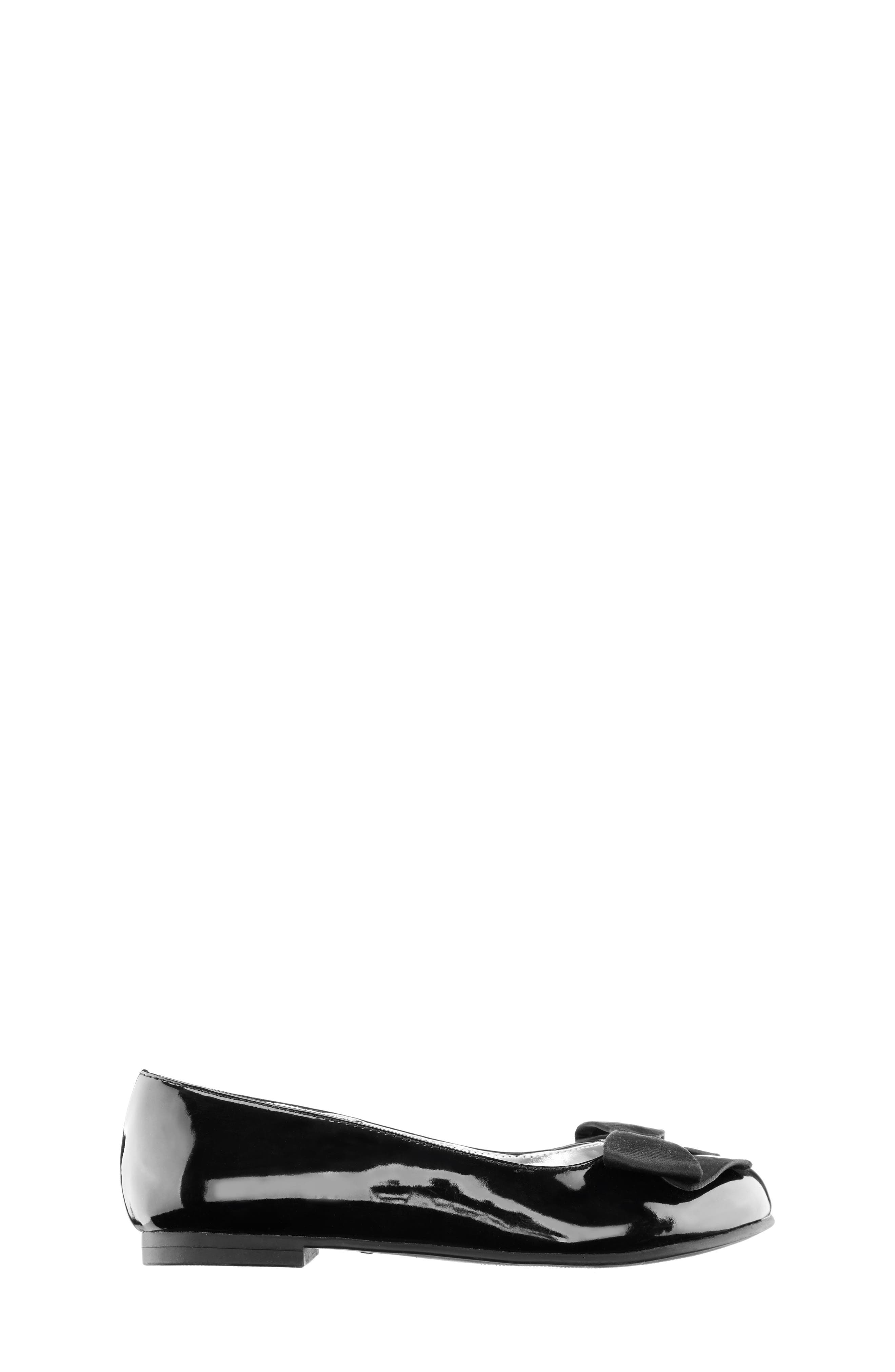 Nina 'Pegasus' Flat, Alternate, color, 