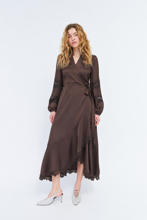 Laralilcras V-Neck Lace Hem Wrap Dress
