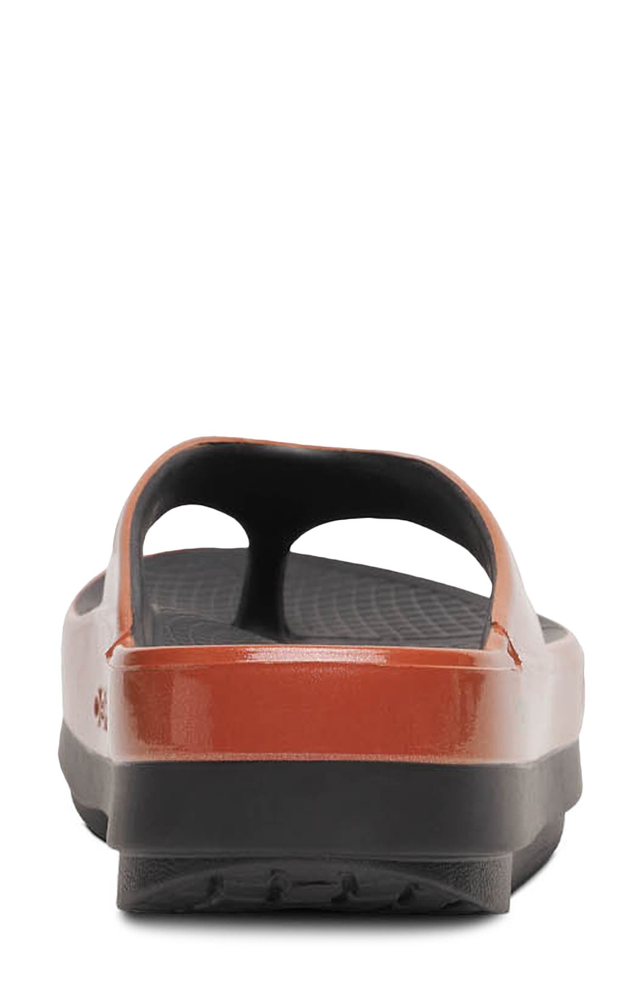 Oomega Oolala Luxe Flip Flop, Alternate, color, COPPER