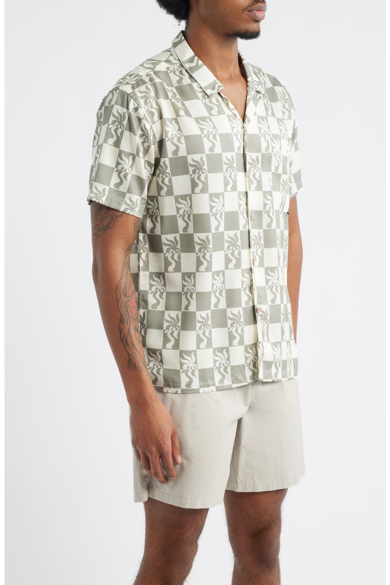 Print Short Sleeve Button-Up Camp Shirt, Alternate, color, OLIVE/ CREAM