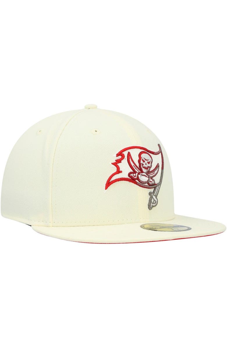 New Era Men's New Era Cream Tampa Bay Buccaneers Chrome Color Dim 59FIFTY Fitted Hat, Alternate, color, Cream