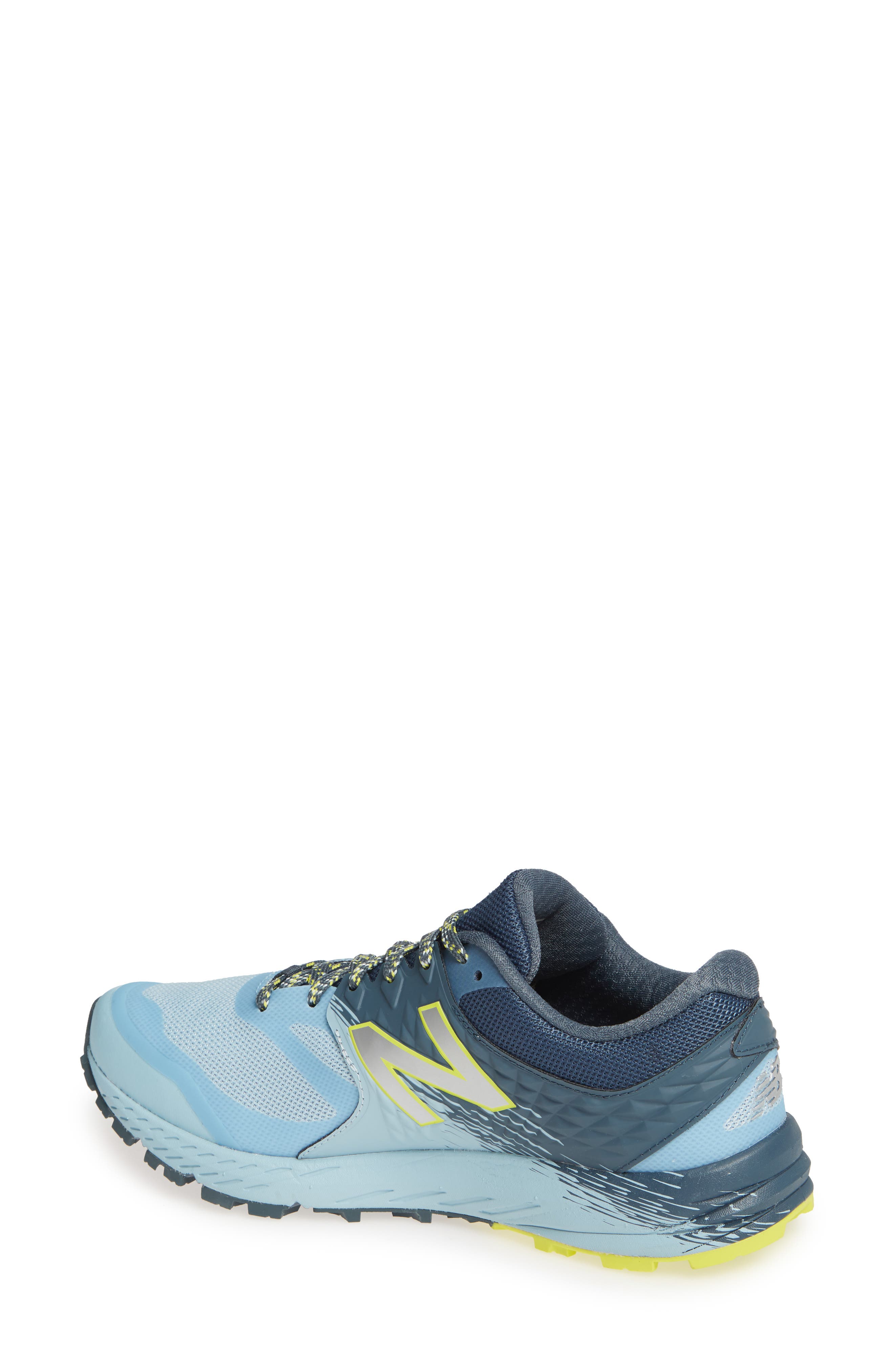 New Balance Summit Q.O.M. Trail Running Shoe, Alternate, color, 